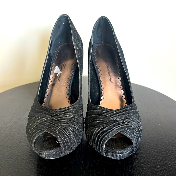 LuLu Townsend heels - Picture 3 of 6